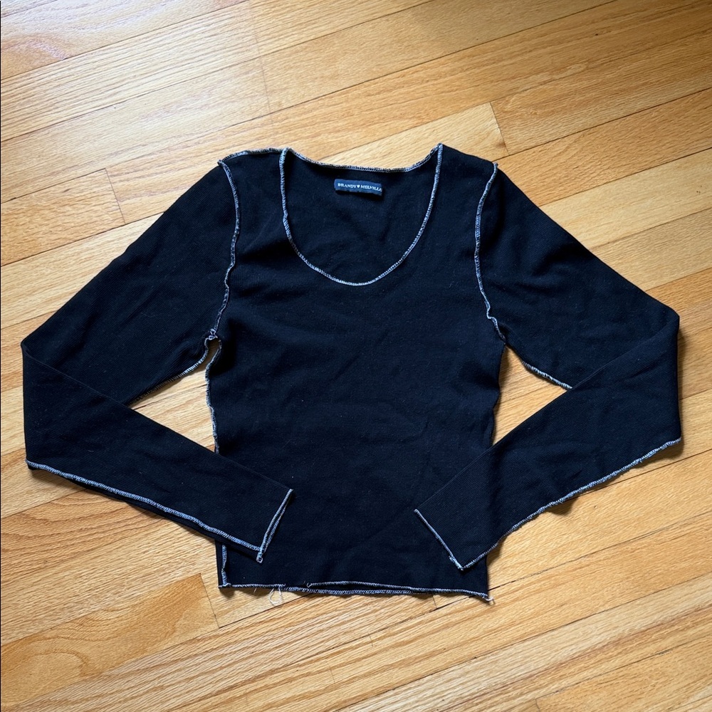 brandy melville longsleeve top